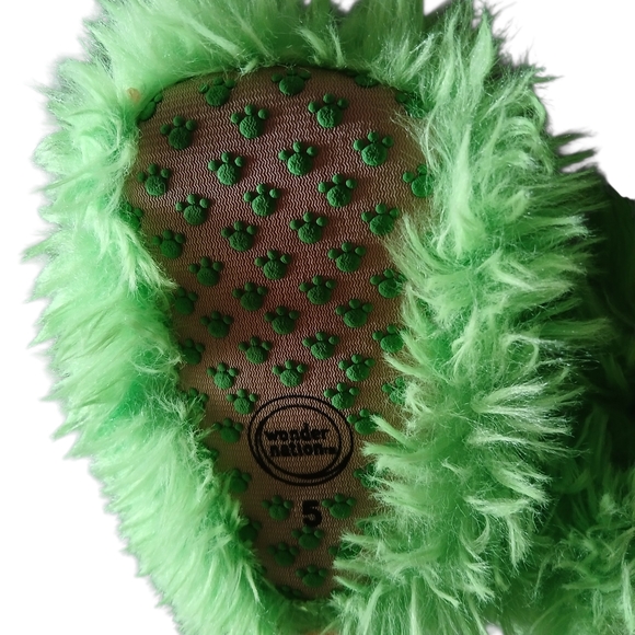 Green Monster Claw Kids Slippers - Picture 2 of 2